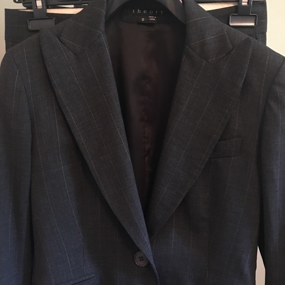 Theory 3 piece grey pinstripe suit - Picture 2 of 10
